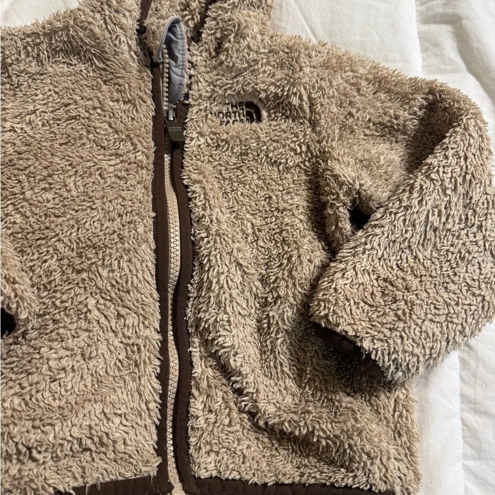 The North Face Campshire Brown Tan Bear Zip Up Jacket Sherpa Teddy 18-24 month - Picture 2 of 6